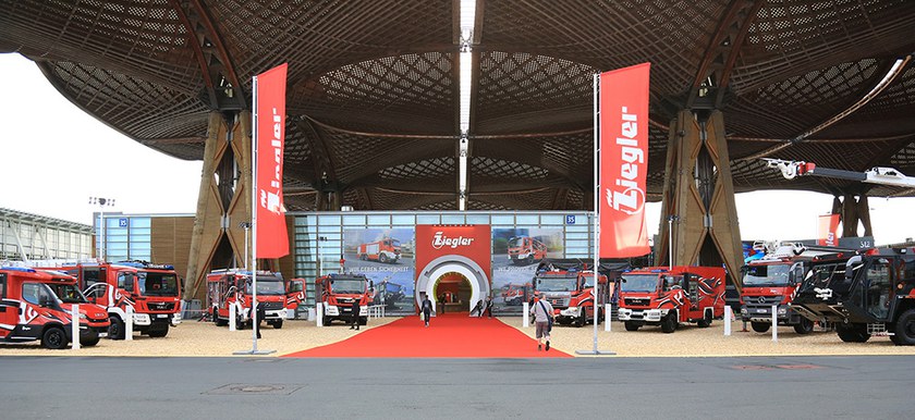 https://www.ziegler.de/mediadatabase/news/2015/news-pressemeldungen-2015/slider-messestand-aussen.jpg