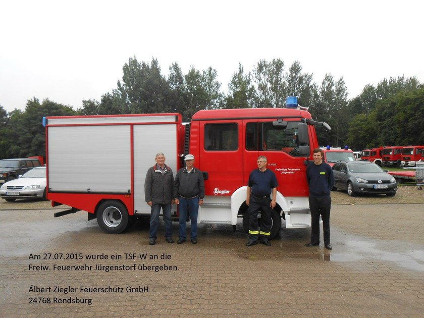https://www.ziegler.de/mediadatabase/news/2015/newsinfos2015/news-fahrzeuguebergaben-201507/news-fahrzeuguebergabe-ffw-jurgenstorf-tsf.jpg