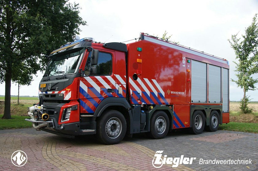 https://www.ziegler.de/mediadatabase/news/2015/newsinfos2015/news_fahrzeuguebergabe_201509/news-fahrzeuguebergabe_wf_zeeland-refinery_slf50-50_20150918