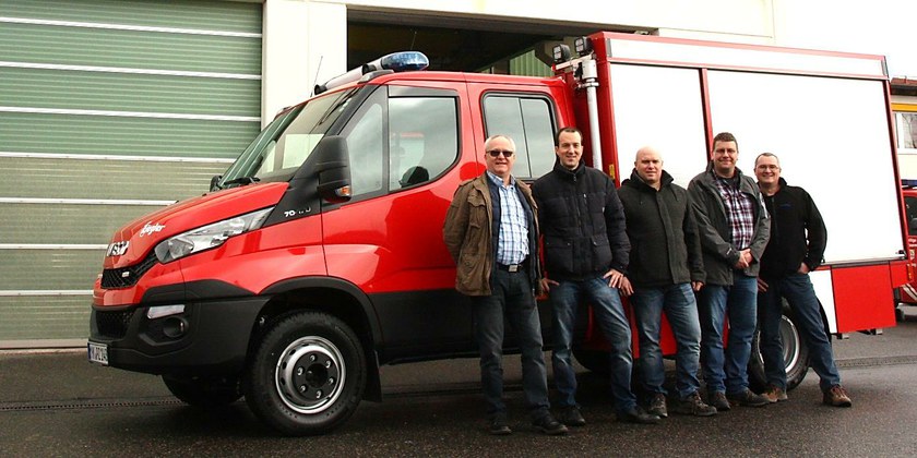 https://www.ziegler.de/mediadatabase/news/2016/newsinfos2016/news-fahrzeuguebergaben_201603/news_fahrzeuguebergabe_tsf-w_ff-andernach-nickenich_20160323/news_fahrzeuguebergabe_tsf-w_ff-andernach-nickenich_mit-mannschaft_20160323