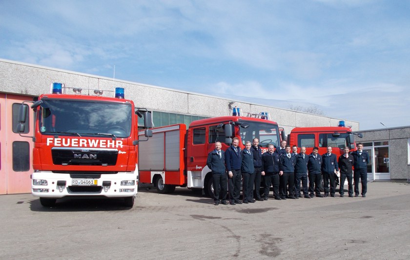 https://www.ziegler.de/mediadatabase/news/2016/newsinfos2016/news-fahrzeuguebergaben_201604-1/news_fahrzeuguebergabe_3-tsf-w_wolfsburg_ortsfeuerwehr-barmstorf_neindorf_velstove_20160404