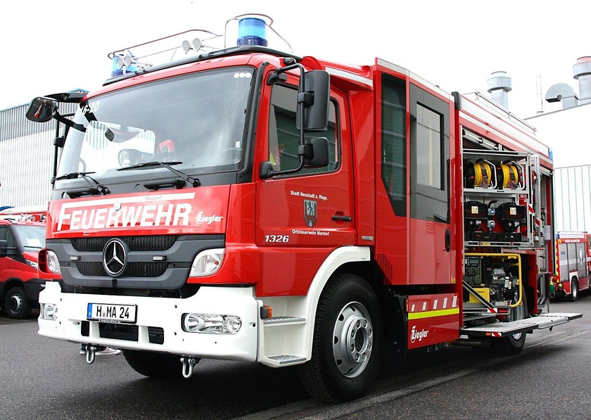 https://www.ziegler.de/mediadatabase/news/2016/newsinfos2016/news-fahrzeuguebergaben_201604-1/news_fahrzeuguebergabe_hlf10_ff-neustadt-am-ruebenberge_20160407/news_fahrzeuguebergabe_hlf10_ff-neustadt-am-ruebenberge_seitenansicht-offen_20160407