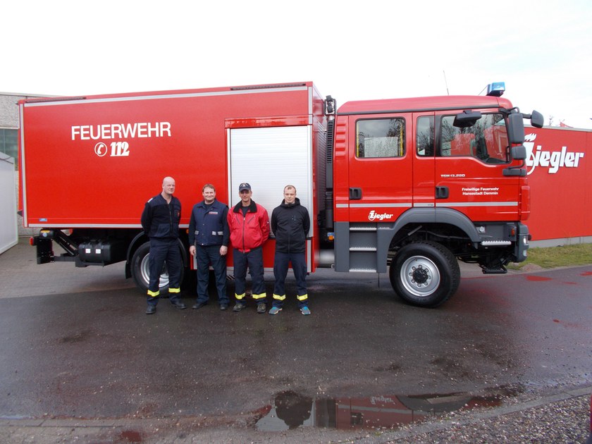 https://www.ziegler.de/mediadatabase/news/2016/newsinfos2016/news-fahrzeuguebergaben_201611/news_fahrzeuguebergabe_gw-l2_ff_demmin_20161101/demmin.jpg