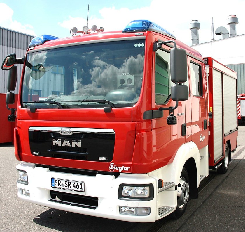 https://www.ziegler.de/mediadatabase/news/2016/newsinfos2016/news/news_fahrzeuguebergabe_tsf-w_fw-laberweinting_2016052016/news_fahrzeuguebergabe_tsf_fw-laberweinting_frontansicht_schraeg_2016052016