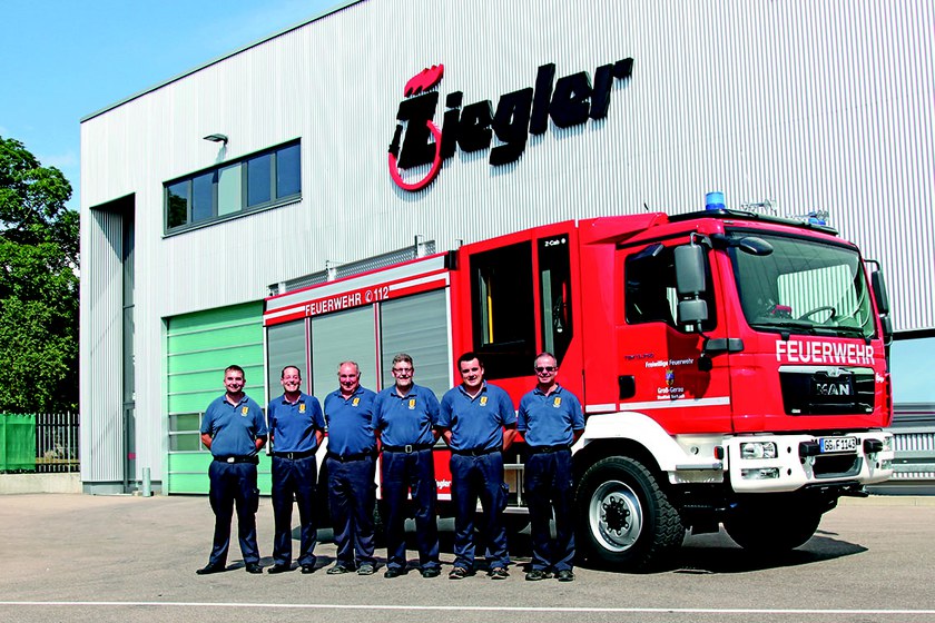 https://www.ziegler.de/mediadatabase/news/2016/newsinfos2016/news_fahrzeugubergaben_201609/news_fahrzeugubergaben_lf-10_gross_gerau_20160901/news-fahrzeugubergaben-lf-10-gross-gerau-20160901.jpg