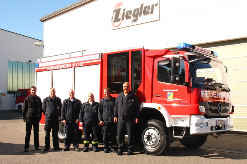 https://www.ziegler.de/mediadatabase/news/2016/newsinfos2016/news_fahrzeugubergaben_201609/news_fahrzeuguebergabe_hlf-10_ff_boeklund_20160906/hlf-10-boklund-2016-b003-2.jpg
