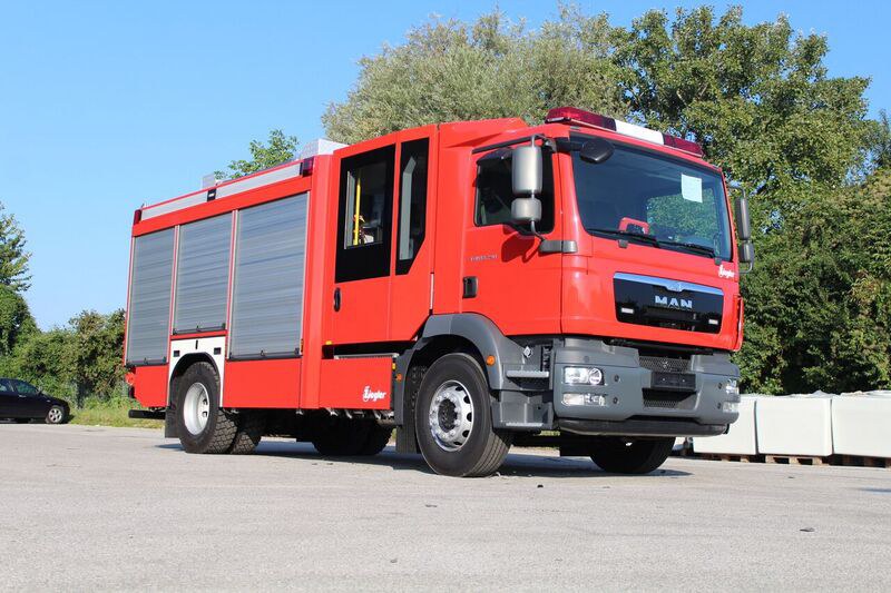 https://www.ziegler.de/mediadatabase/news/2016/newsinfos2016/news_fahrzeugubergaben_201609/news_fahrzeuguebergabe_tlf-30_35-10-cafs_beijing_20160831/bild2.jpg