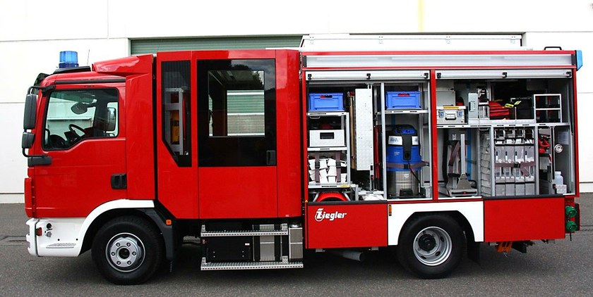 https://www.ziegler.de/mediadatabase/news/2016/newsinfos2016/news_fahrzeuguebergaben_201606/news_fahrzeugubergaben_lf10_steinen_20160627/news-fahrzeugubergaben-lf10-steinen-20160627-seitl.jpg