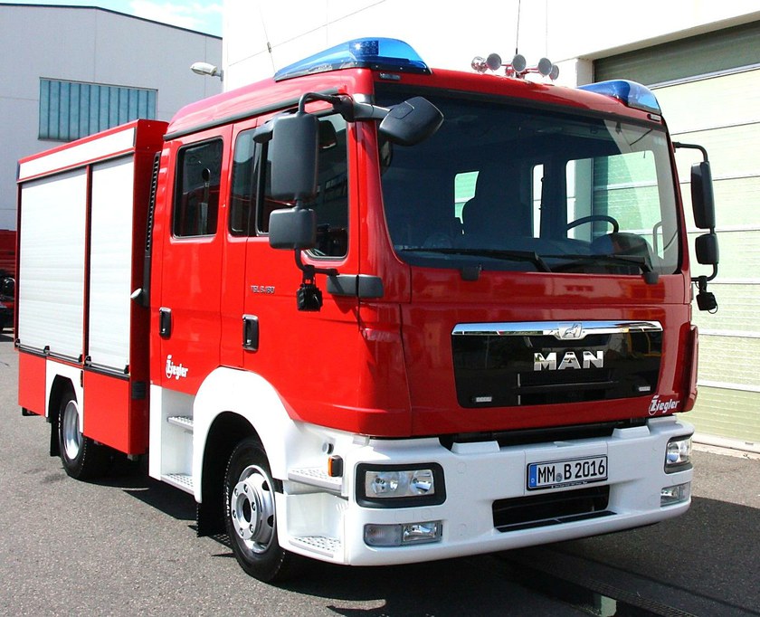 https://www.ziegler.de/mediadatabase/news/2016/newsinfos2016/news_fahrzeuguebergaben_201606/news_fahrzeuguebergabe_tlf-3000_memmingen_20160614/news_fahrzeuguebergabe_tlf-3000_memmingen_frontansicht_20160614