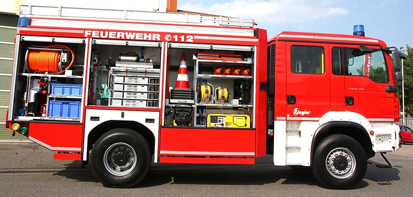https://www.ziegler.de/mediadatabase/news/2016/newsinfos2016/news_fahrzeuguebergaben_201607/news_fahrzeuguebergaben_tlf4000_bad_lauchstaedt_20160725/news-tlf4000-bad-lauchstadt-20160725-svvr.jpg