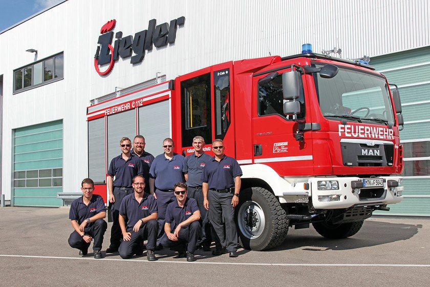 https://www.ziegler.de/mediadatabase/news/2016/newsinfos2016/news_fahrzeuguebergaben_201608/news_fahrzeuguebergabe_lf-10-kats_ffw_floersheim_am_20160830/news-fahrzeugubergabe-lf-10.jpg
