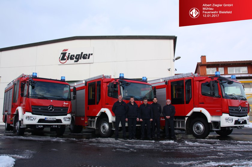 https://www.ziegler.de/mediadatabase/news/2017/newsinfos2017/news-fahrzeuguebergaben201701/news_fahrzeugubergabe_hlf_10_fw_bielefeld_20170112/ubergabebild-30-x-20.jpg
