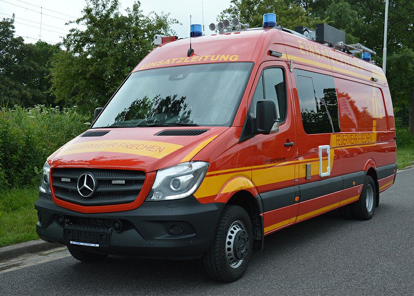https://www.ziegler.de/mediadatabase/news/2017/newsinfos2017/news_fahrzeuguebergaben_201707/news_fahrzeuguebergaben_elw_1_ff_frechen_20170717/lv.jpg