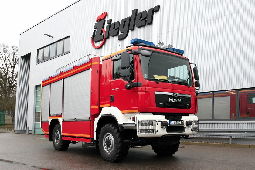 https://www.ziegler.de/mediadatabase/news/2017/newsinfos2017/news_fahrzeuguebergaben_201711/news_fahrzeuguebergabe_tlf_3000_ff_kreuztal/uebereck.jpg
