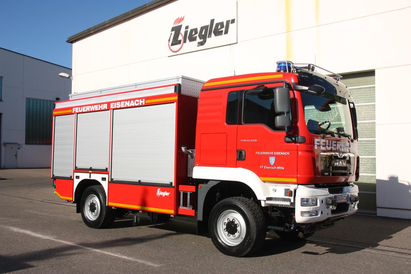 https://www.ziegler.de/mediadatabase/news/2017/newsinfos2017/news_fahrzeuguebergaben_201712/fahrzeuguebergabe_tlf3000_eisenach_171221/tlf-3000-eisenach-2017-b005.jpg