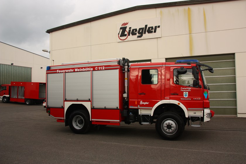 https://www.ziegler.de/mediadatabase/news/2017/newsinfos2017/news_fahrzeuguebergaben_201712/fahrzeuguebergabe_tlf3000_weinboehla_171221/weinbohla-tlf-3000-b001.jpg