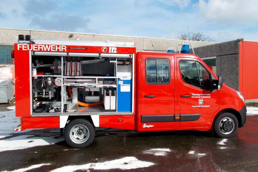 https://www.ziegler.de/mediadatabase/news/2018/newsinfos2018/news-fahrzeuguebergaben_201802/news_vehicle_delivery_hlf20_rumbach_180228/rechts-web.jpg