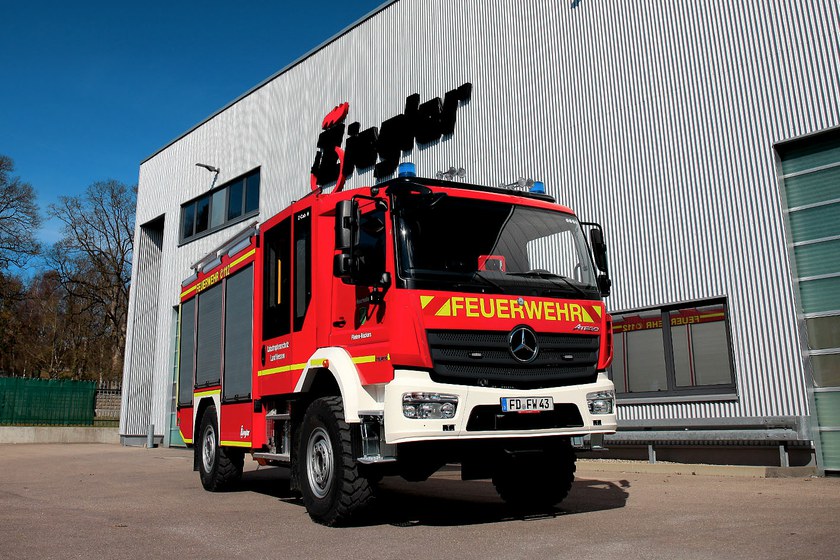 https://www.ziegler.de/mediadatabase/news/2018/newsinfos2018/news_vehicle_deliveries_03/news_vehicle_delivery_lf10kats_flieden-rueckers_20180321/lf10kats-flieden-ruckers-svr.jpg