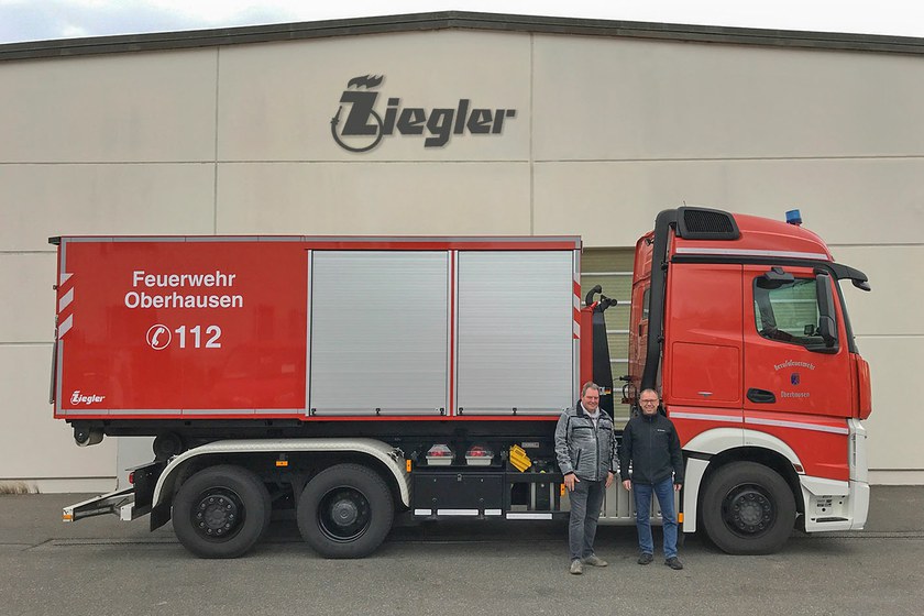 https://www.ziegler.de/mediadatabase/news/2019/newsinfos2019/news_vehicle_Deliveries_201911/news_vehicle_delivery_ab_oberhausen_20191127/ab-sonderloschmittel-oberhausen-gruppenbild-web.jpg