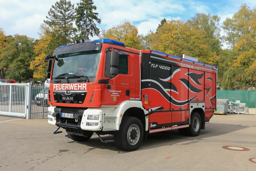 https://www.ziegler.de/mediadatabase/news/2019/newsinfos2019/news_vehicle_deliveries_201910/news_vehicle_delivery_tlf4000_ascheberg_20191015/tlf4000-ascheberg-svl-web.jpg