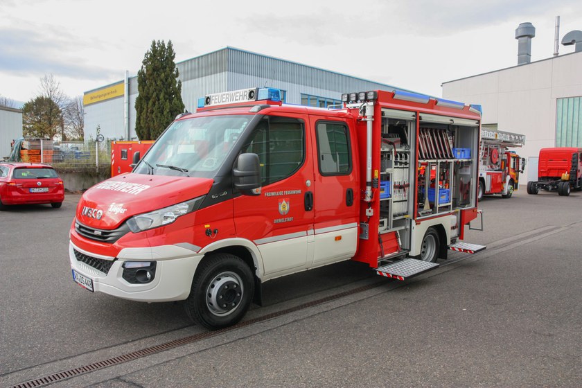 https://www.ziegler.de/mediadatabase/news/2019/newsinfos2019/news_vehicle_deliveries_201910/news_vehicle_delivery_tsf-w_diemelstadt_20191018/tsf-w-diemelstadt-svl-offen-web.jpg