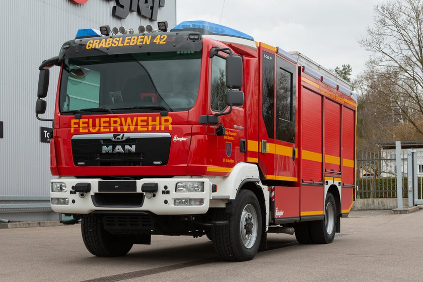 https://www.ziegler.de/mediadatabase/news/2020/vehicle_deliveries_2020/news_vehicle_deliveries_202003/news_vehicle_delivery_hlf10_drei_gleichen_20200303/hlf10-drei-gleichen-svl-web.jpg
