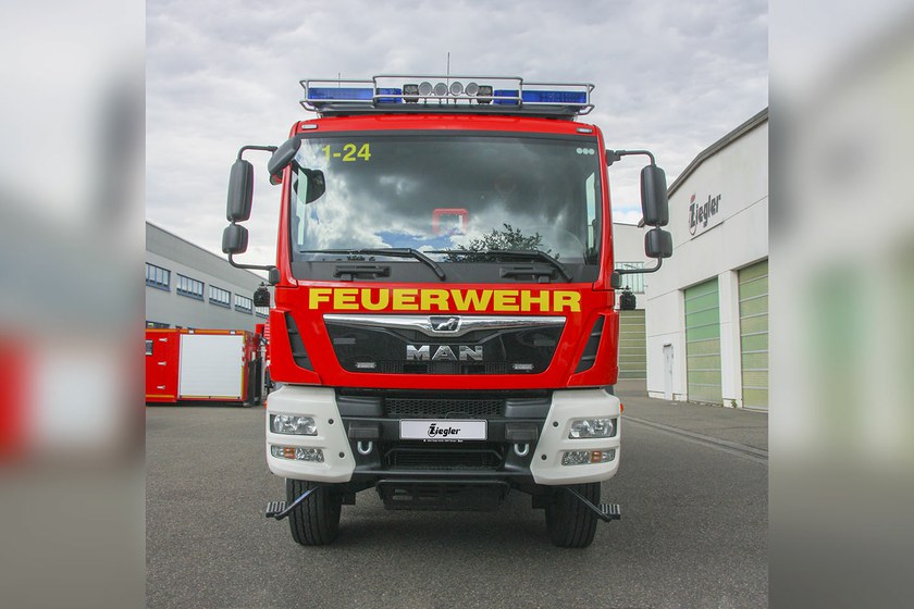 https://www.ziegler.de/mediadatabase/news/2020/vehicle_deliveries_2020/news_vehicle_deliveries_202007/news_vehicle_delivery_tlf4000_babenhausen_2020722/tlf4000-babenhausen-front-web.jpg