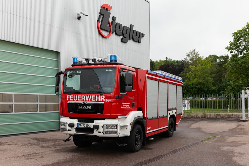 https://www.ziegler.de/mediadatabase/news/2020/vehicle_deliveries_2020/news_vehicle_deliveries_202007/news_vehicle_delivery_tlf4000_petershagen_20200702/tlf4000-petershagen-svl-web.jpg