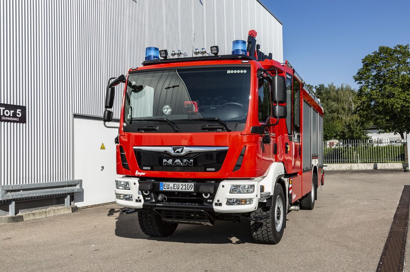 https://www.ziegler.de/mediadatabase/news/2020/vehicle_deliveries_2020/news_vehicle_deliveries_202009/news_vehicle_delivery_hlf20_euskirchen_20200908/hlf20-euskirchen-svl-web.jpg