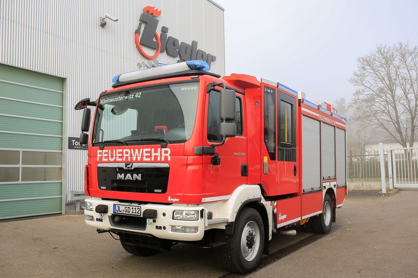 https://www.ziegler.de/mediadatabase/news/2020/vehicle_deliveries_2020/news_vehicle_deliveries_202011/news_vehicle_delivery_hlf10_magdeburg-jerichow_20201118/hlf10-magdeburg-jerichow-lsv-web.jpg