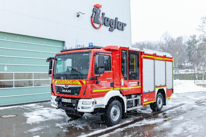 https://www.ziegler.de/mediadatabase/news/2020/vehicle_deliveries_2020/news_vehicle_deliveries_202012/news_vehicle_delivery_hlf10kats_baunatal_20201201/lf10-kats-baunatal-svl-web.jpg