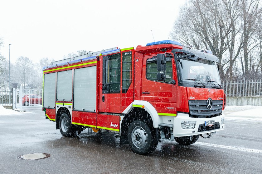https://www.ziegler.de/mediadatabase/news/2020/vehicle_deliveries_2020/news_vehicle_deliveries_202012/news_vehicle_delivery_hlf20_gruenhain-beierfeld_20201209/hlf20-grunhain-beierfeld-svr-web.jpg