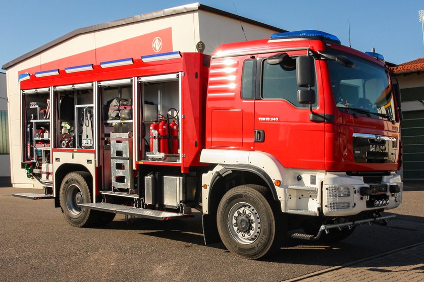 https://www.ziegler.de/mediadatabase/news/2021/vehicle_deliveries_2021/news_vehicle_deliveries_202104/news_vehicle_delivery_tlf4000_bad_kreuznach_20210408/tlf4000-bad-kreuznach-svr-web.jpg