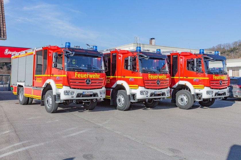 https://www.ziegler.de/mediadatabase/news/2022/vehicle_deliveries_2022/news_vehicle_deliveries_202203/news_vehicle_delivery_hlf10_3_vehicles_gelsenkirchen_20220303/hlf10-3-fahrzeuge-gelsenkirchen-svr-web.jpg