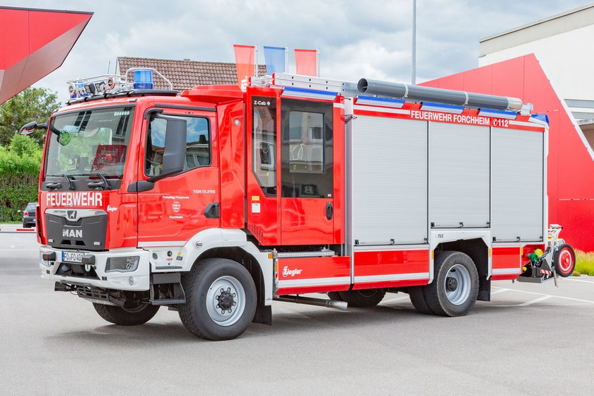 https://www.ziegler.de/mediadatabase/news/2022/vehicle_deliveries_2022/news_vehicle_deliveries_202205/news_vehicle_delivery_hlf20_forchheim_20220524/hlf20-forchheim-svl-web.jpg