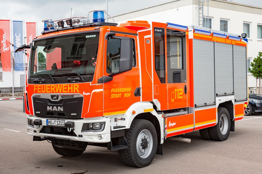 https://www.ziegler.de/mediadatabase/news/2022/vehicle_deliveries_2022/news_vehicle_deliveries_202206/news_vehicle_delivery_tlf3000_hof_220620/tlf3000-hof-svl-web.jpg