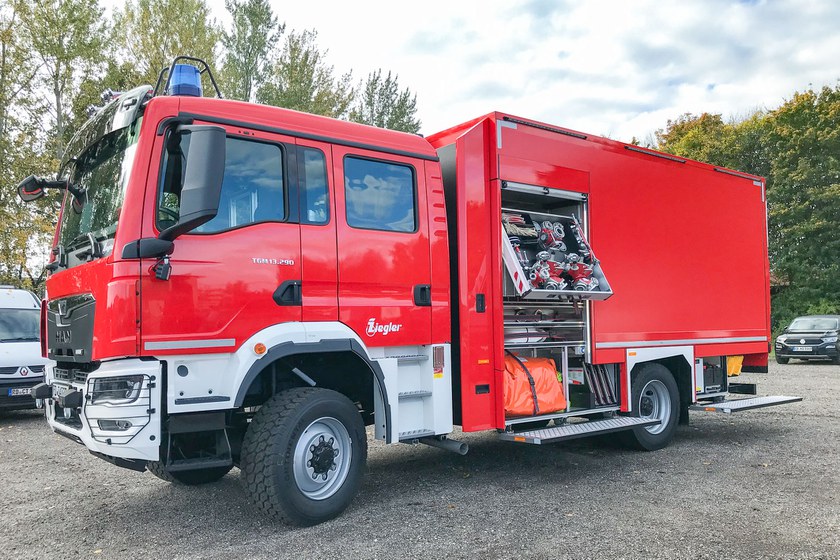 https://www.ziegler.de/mediadatabase/news/2022/vehicle_deliveries_2022/news_vehicle_deliveries_202210/news_vehicle_delivery_unstrut-hainich-kreis_20221024/unstrut-hainich-kreis-svl-offen-web.jpg