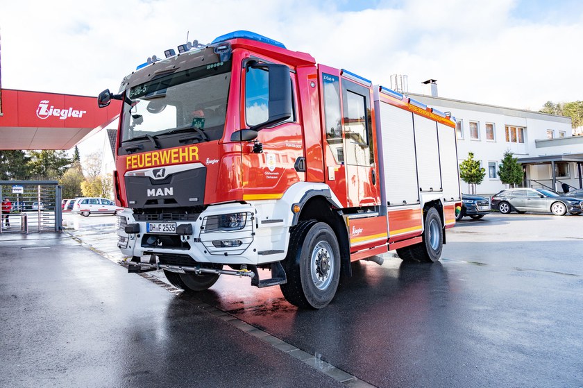 https://www.ziegler.de/mediadatabase/news/2022/vehicle_deliveries_2022/news_vehicle_deliveries_202211/news_vehicle_delivery_tlf4000_bassum_20221124/tlf4000-bassum-svl-web.jpg